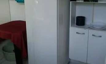 Imagem: Casa mobiliada com quarto com suíte