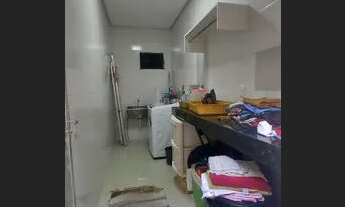 Imagem 2: Belíssima casa no Condomínio Jardim Espanha, 5 quartos, Energia Solar - Parque Verde