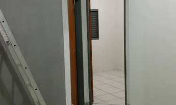 Imagem 3: VENDE-SE CASA Casa com 2 dormitórios