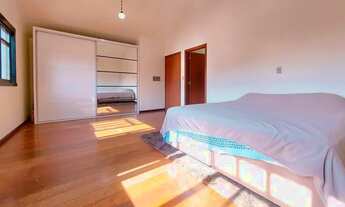 Imagem 6: Sobrado para venda tem 290 metros quadrados com 3 quartos em Cristo Rei - São Leopoldo - R