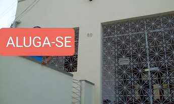 Imagem: ALUGA-SE UMA CASA NA PRAIA DO MEIO