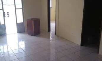 Imagem: Casa com o quarto. .sala grande. .varanda