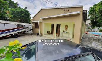 Imagem 2: Excelente casa plana, solta, com amplo terreno e piscina, reformada!