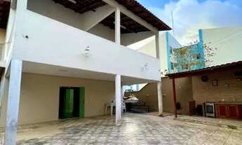 Imagem 6: Casa para venda possui 188 metros quadrados com 5 quartos em Ponta Negra - Manaus - Amazon