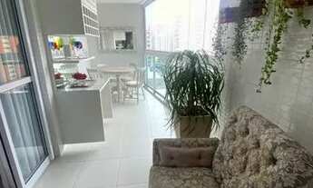 Imagem 2: Lindamente Mobiliado e Decorado ! Excelente Localização