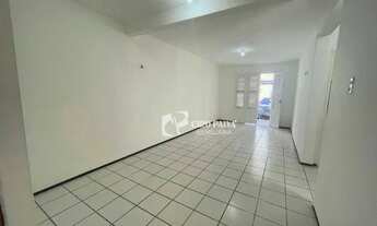 Imagem 5: Apartamento com 3 dormitórios para alugar, 80 m² por R$ 1.871,00/mês - Centro - Fortaleza