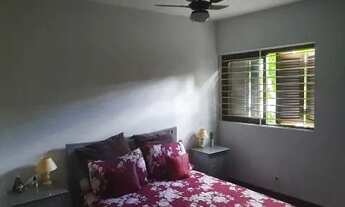 Imagem: Casa para Aluguel com 4 quartos, 200m²