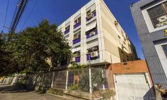 Imagem 4: Apartamento para aluguel possui 79 metros quadrados com 3 quartos em Azenha - Porto Alegre