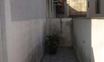 Imagem 3: Casa Sobreposta para Locação em Poá, Jardim Medina, 2 dormitórios, 1 banheiro