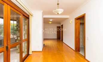 Imagem 5: Apartamento para venda possui 130 metros quadrados com 3 quartos em Petrópolis - Porto Ale