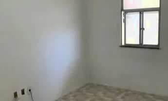 Imagem 6: Casa 1 quarto, 1andar, frente de rua, na rua principal de Castelo Branco