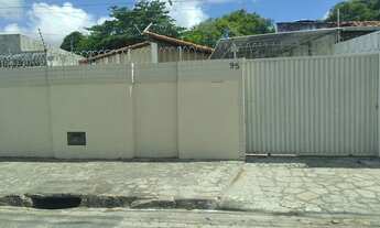 Imagem: Aluga-se casa no Cristo (Inocoop próximo