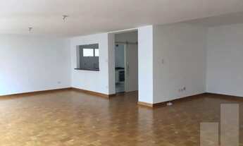 Imagem 3: Apartamento espaçoso, todo reformado, em ótima localização. Oportunidade!