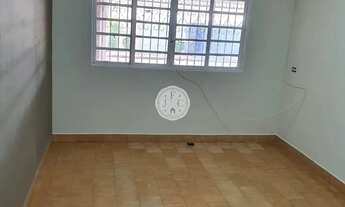 Imagem: Casa com 3 Quartos sendo 1 Suíte para Alugar