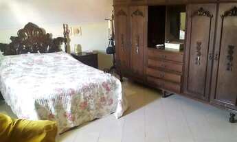 Imagem 2: Casa Duplex, 05 Quartos, Area Gourmet c/ Churrasqueira, 06 Vagas de garagem, Enseada Azul