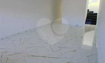 Imagem 7: Sobrado para aluguel e venda possui 359 metros quadrados com 3 quartos