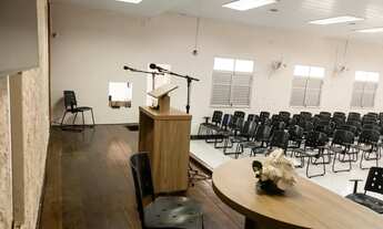 Imagem 4: Imóvel Comercial para Venda em Simões Filho, CIA I, 1 dormitório, 2 banheiros