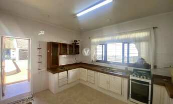 Imagem 5: Casa a venda em Camobi com 3 dormitórios, suite e 4 vagas de garagem!