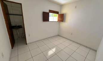 Imagem 7: Casa geminada com 2 quartos (1 suíte), garagem, terraço e área privativa, por R$ 180.000