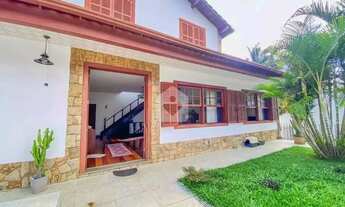 Imagem: Casa à venda com 6 suítes, 553m² - Quitandinha