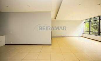 Imagem 6: Amplo Apartamento de Alto Padrão com Estrutura Completa com 4 Quartos na SQS 114 para Alug