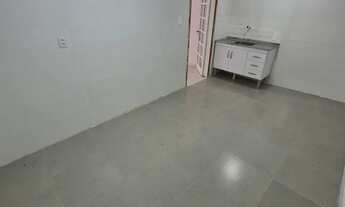 Imagem 7: Vende-se casa com três kitinetes no Vila Nova proximo ao Komprão