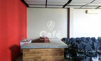 Imagem 2: Prédio comercial todo reformado