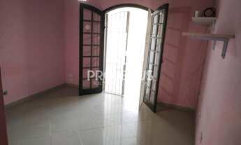 Imagem 2: Vendo Sobrado, 187m², 3 dormitórios, 2 suítes, 2 vagas, no Taboão da Serra/SP