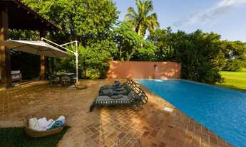 Imagem 3: Sobrado Alto Padrão a Venda na Praia de Pernambuco Guarujá