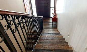 Imagem 3: LInda Casa à Venda, com 04 dormitórios, lareira e área gourmet fantástica - Condomínio V