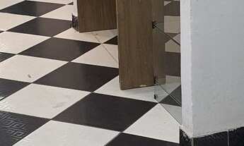 Imagem 7: Aluga-se Box Comercial em Galeria Itiberê