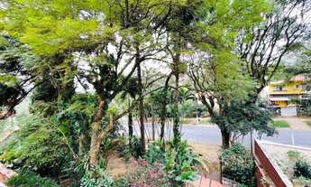 Imagem: Casa ampla, arejada e ensolarada na City