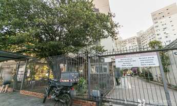 Imagem 1: PORTO ALEGRE - Apartamento Padrão - Partenon