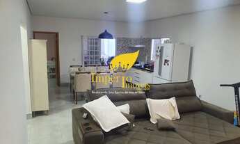 Imagem 4: Casa em via pública Bairro Santa Marta