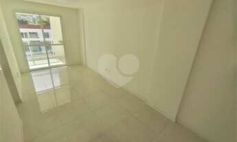 Imagem 2: Apartamento 03 Quartos em Jacarepaguá