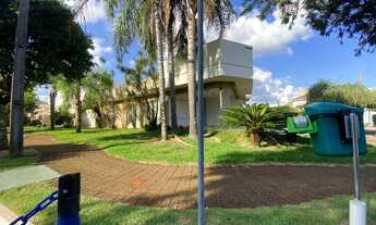 Imagem 2: Sobrado com 3 dormitórios à venda, 300 m² por R$ 980.000,00 - H.U. - Londrina/PR