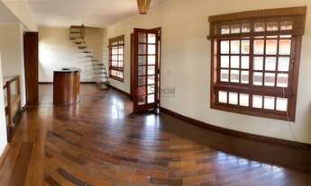 Imagem 4: Casa assobradada com 3 suítes e 5 vagas no Parque do Carmo