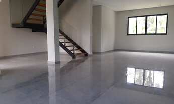 Imagem 4: Casa Duplex com 4 quartos e 3 suítes, 2 vagas de garagem à venda no Residencial Alvim, Jui