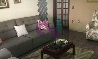 Imagem: Casa Com 4 Dormitórios à Venda Por R$