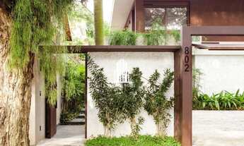 Imagem 6: Casa á venda no alto de Pinheiros com 4 suítes, 4 vagas e segurança - NOVA