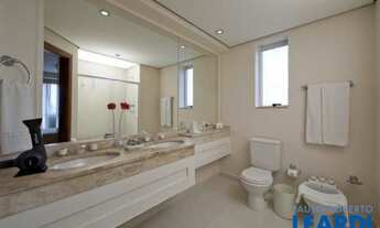 Imagem 6: FLAT - ALPHAVILLE - SP