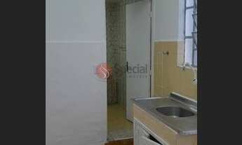 Imagem 5: Salão comercial na região da Água Rasa com dois pavimentos e salas comerciais