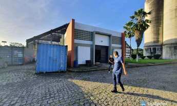 Imagem: Galpão com 120 m² dentro de Condomínio