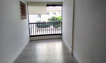 Imagem 3: Apartamento residencial à venda, Moema, São Paulo - Região nobre, rua muito arborizada. Ap