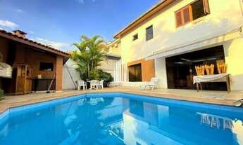 Imagem: CASA RES. 5 - 4 DORMITÓRIOS SENDO 2 SUÍTES