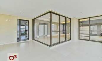 Imagem 2: Apartamento para locação, com 228m², 4 dormitórios, sendo 2 suítes, 4 banheiros, lavabo, 3