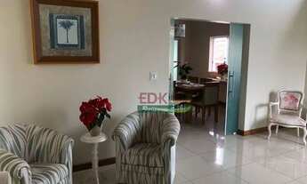 Imagem 2: Sobrado com 5 dormitórios à venda, 220 m² por R$ 850.000,00 - Centro - Tremembé/SP