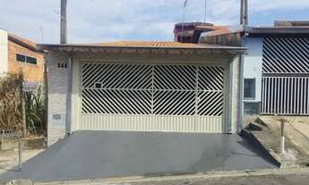 Imagem: Linda casa no Bosqie dos Ipês