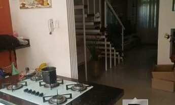 Imagem 2: Casa com piscina. 2 dorm, 4 vagas de garagem