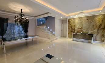 Imagem 4: OPORTUNIDADE ÚNICA! LUXUOSA CASA 5 SUÍTES, PISCINA COM SAUNA E CASCATA, SALA AMPLA, ÁREA G